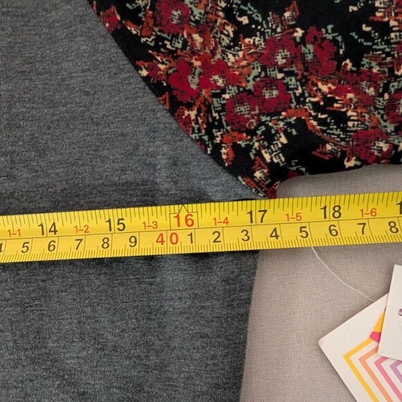 Lularoe Raglan Sleeve Gray Burgundy Print Julia Dress Size S - Picture 9 of 11